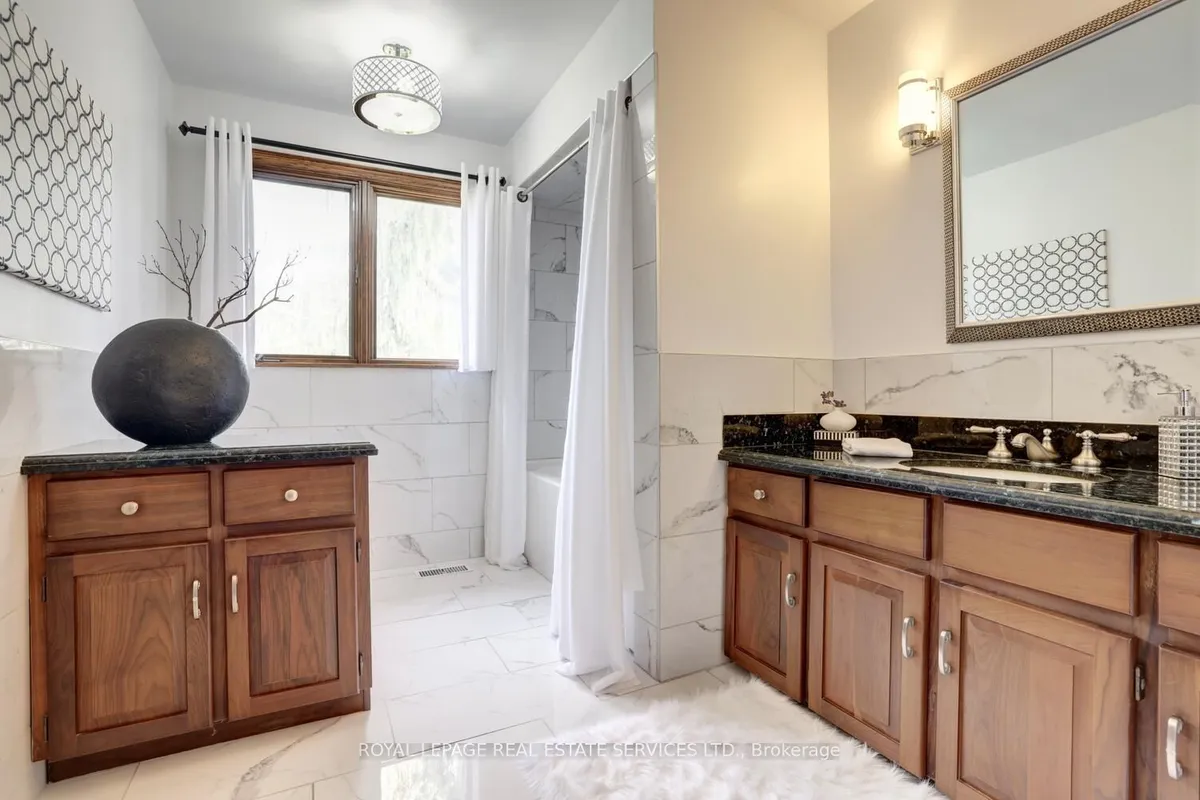 16 Mccoll Drive, ON L7C 1J4