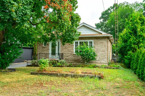 961 Danforth Avenue, ON L7T 1S7