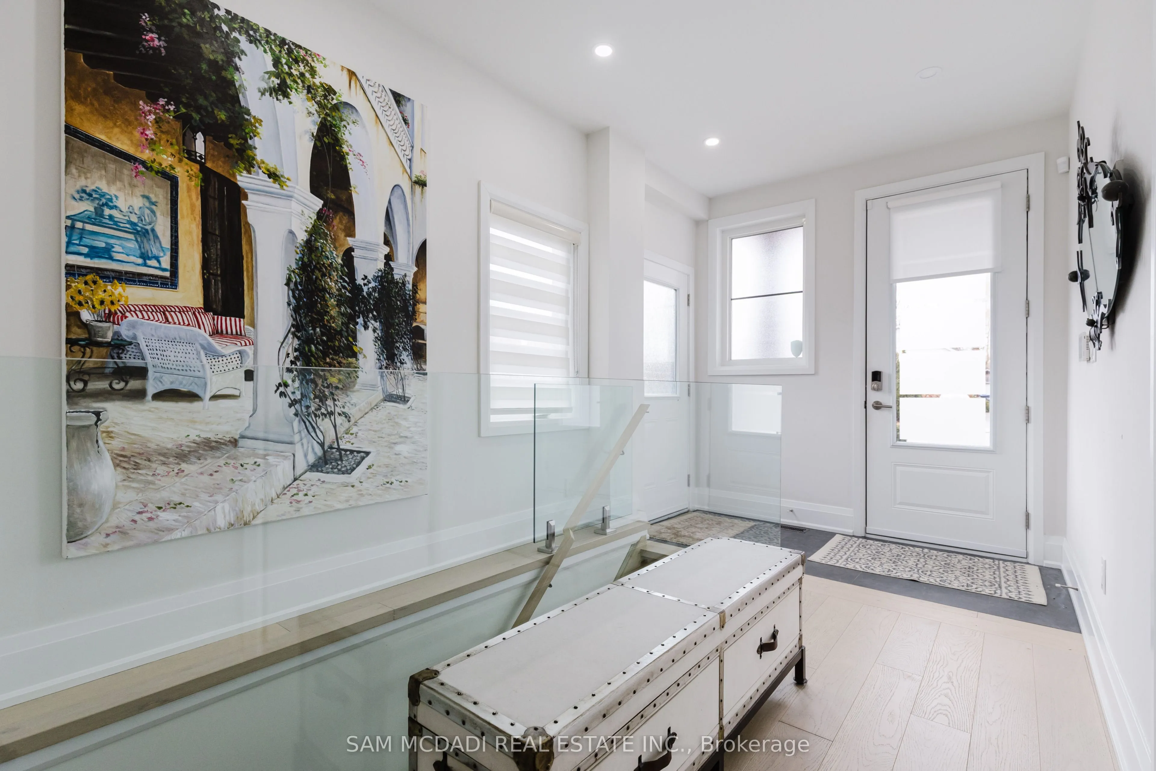 11A Maple Avenue, ON L5H 2R9