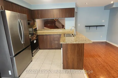 4187 Goldenrod Crescent, ON L5V 3C2