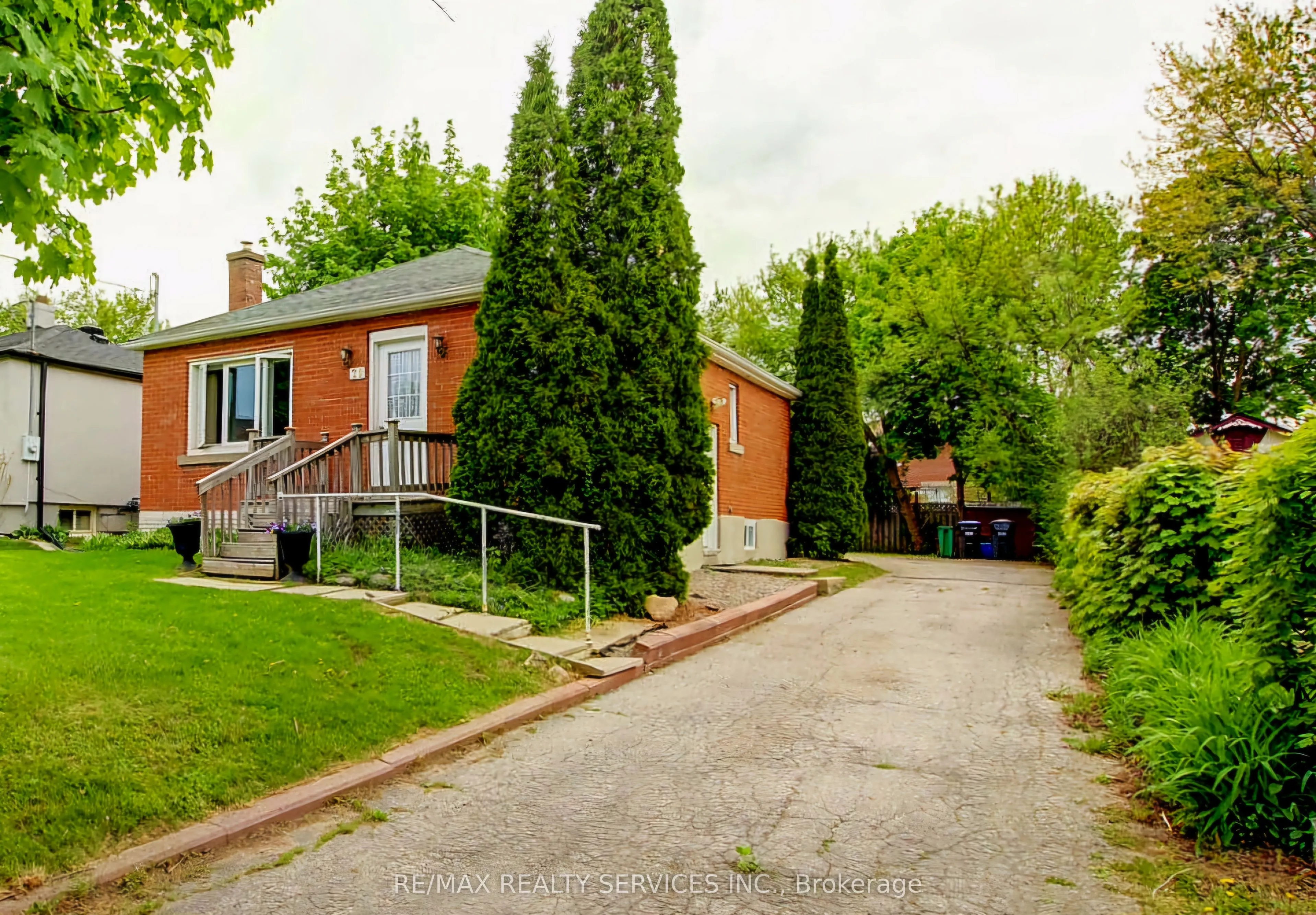 29 Woodward Avenue, ON L6V 1K2