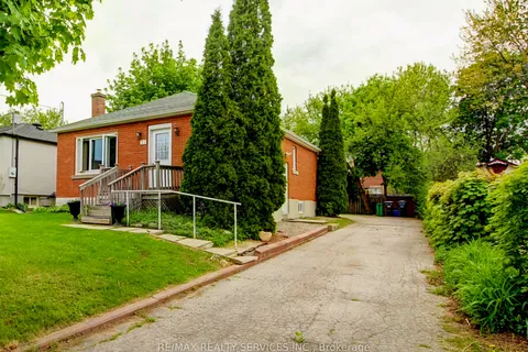29 Woodward Avenue, ON L6V 1K2