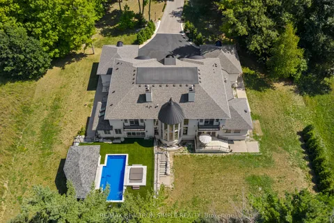 2637 Bluffs Way, ON L7M 0T8