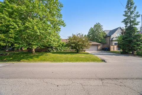 55 Bywood Drive, ON M9A 1M1