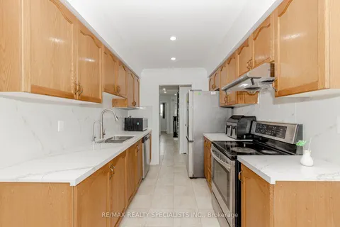 47 Brickyard Way, ON L6V 4L6