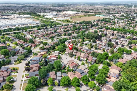 14 Albemarle Court, ON L6Z 1R4