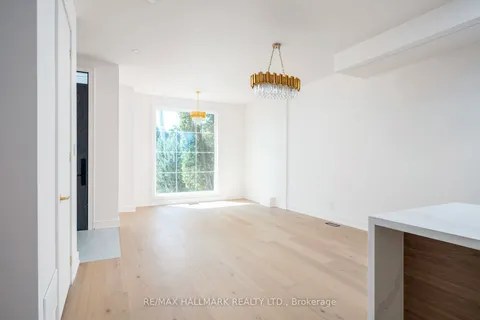 104 Newcastle Street, ON M8Z 1C8