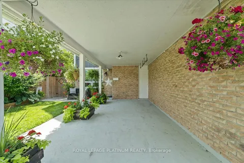 93 Elmvale Avenue, ON L6Z 1A6