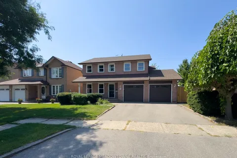 18 Cotswold Court, ON L7G 5E5