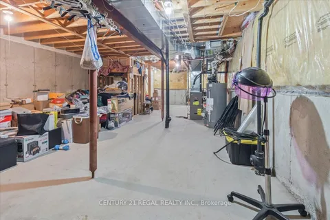 4 Parisian Road, ON L6P 2S8