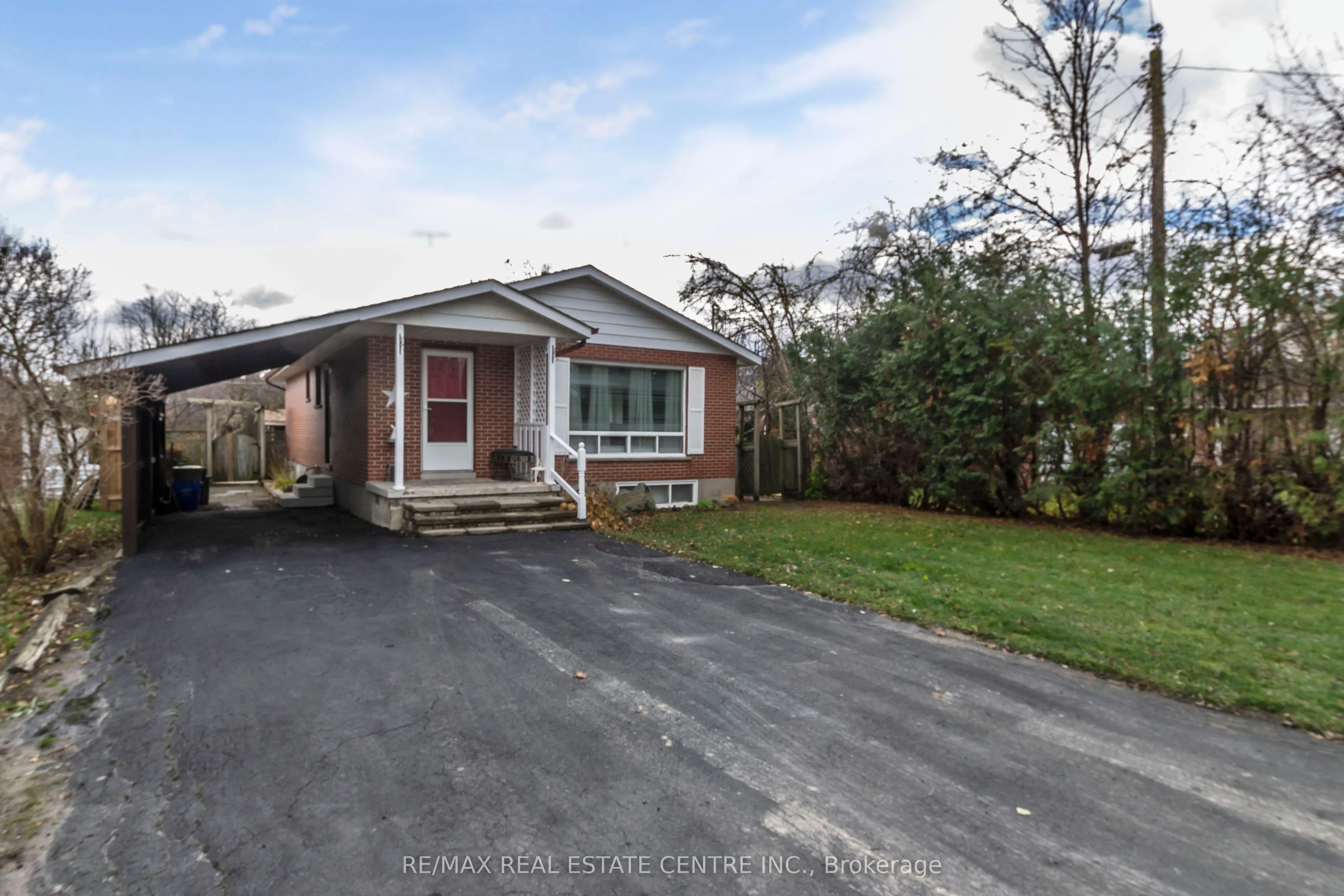 34 Milton Heights Crescent, ON L9T 2W7