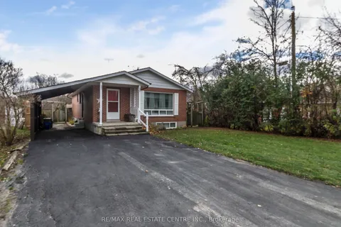 34 Milton Heights Crescent, ON L9T 2W7