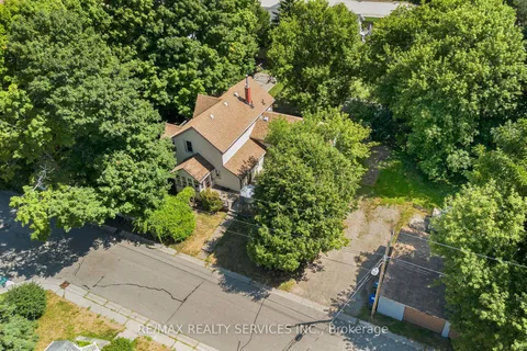 2 Parsons Avenue, ON L7C 1G1