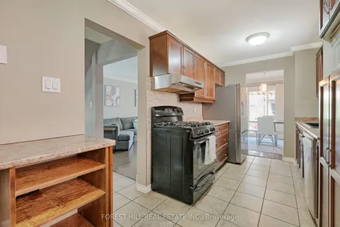 17 Rushmore Crescent, ON L6Z 1R1