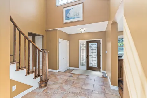 8 Jason Crescent, ON L7G 4Z4