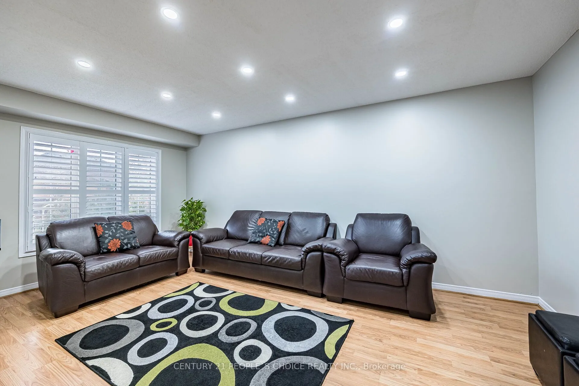 22 Domenico Crescent, ON L6P 1H5