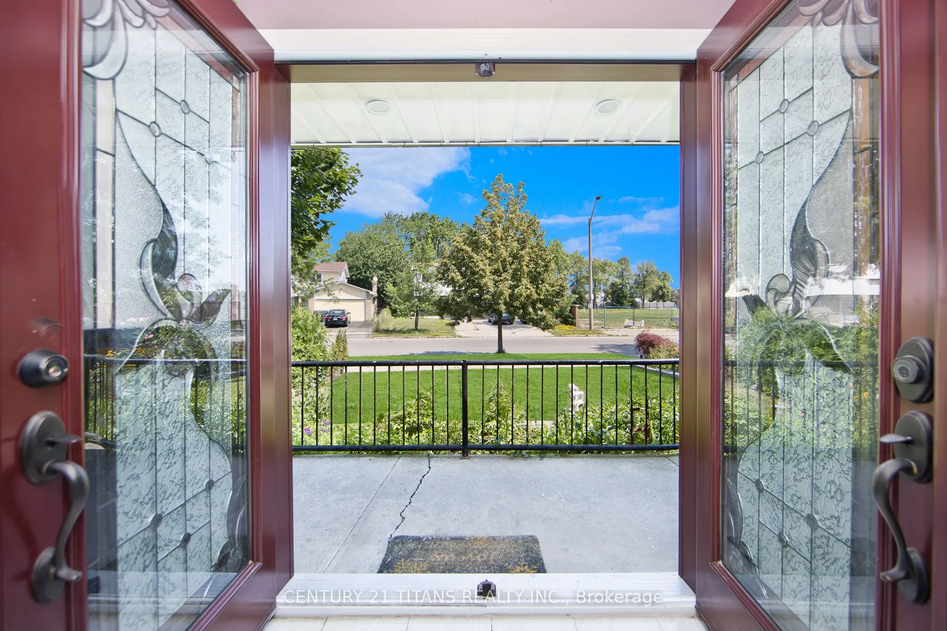 7606 Netherwood Road, ON L4T 2P1