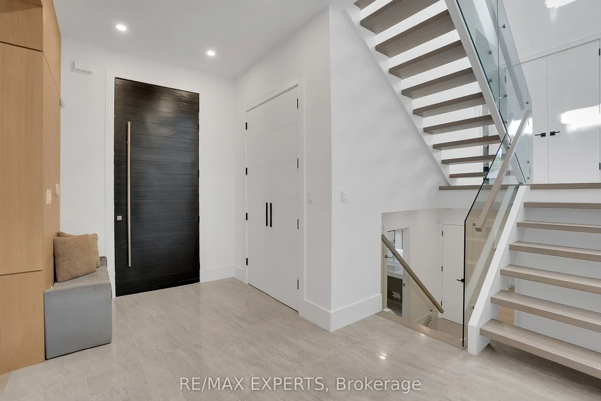 7 Woodvalley Drive, ON M9A 4H2