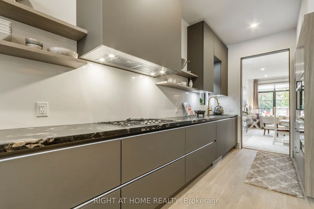 118 Martin Grove Road, ON M9B 4K5