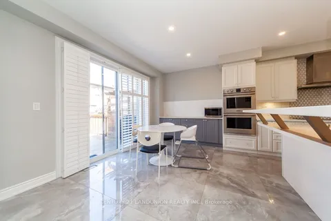 70 Prairie Creek Crescent, ON L6Y 6C9