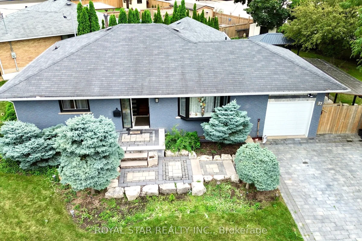 27 Matlock Avenue, ON L5N 2P7