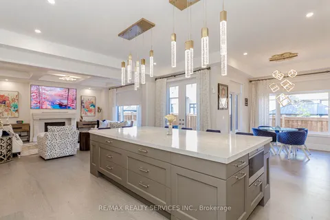 1217 Ironbridge Road, ON L6M 5M5