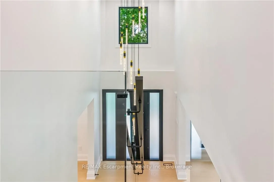 319 Beechfield Road, ON L6J 5H9