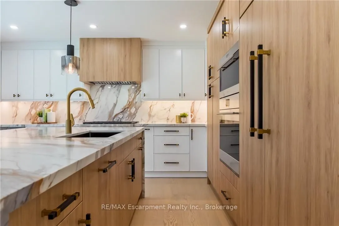 319 Beechfield Road, ON L6J 5H9