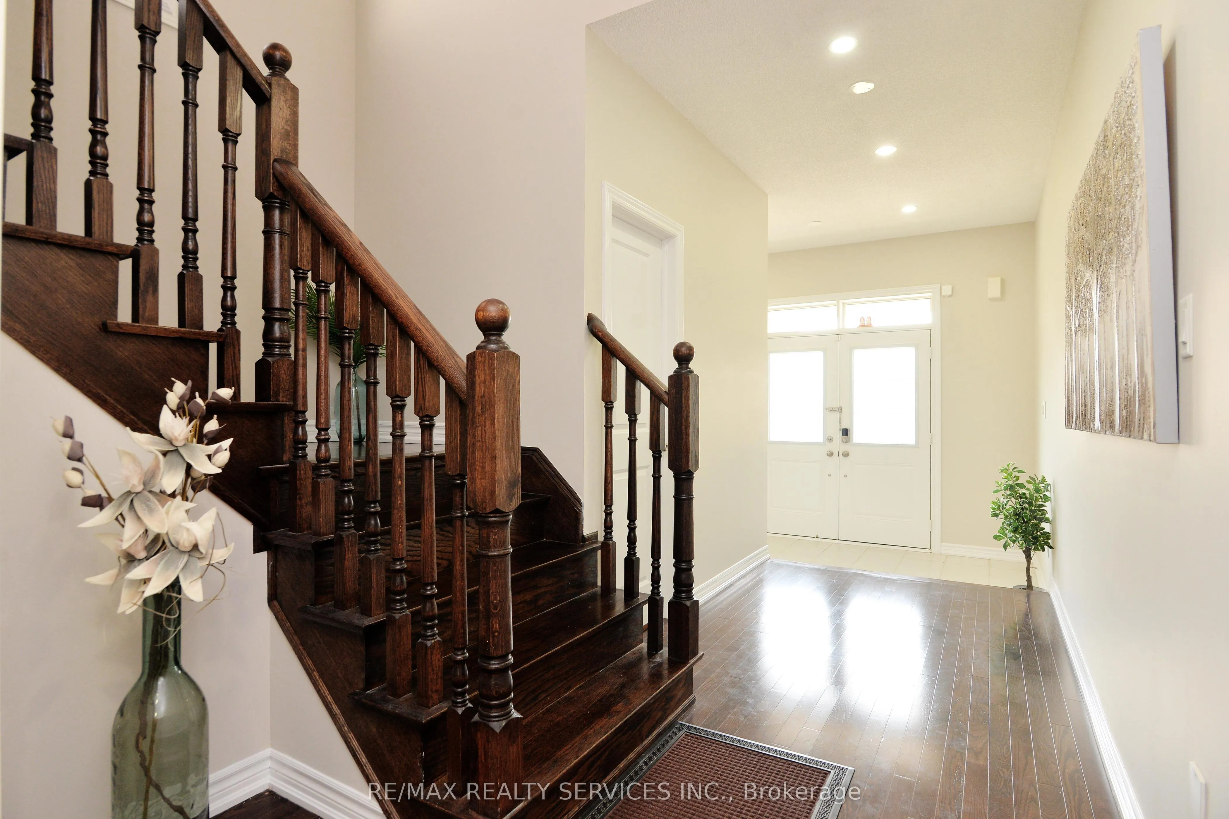 24 Bachelor Street, ON L7A 5A9