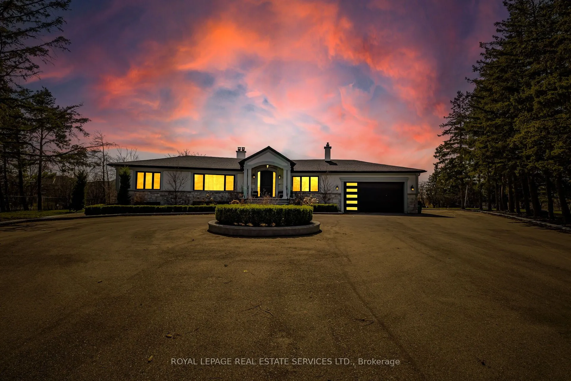 12 Julian Drive, ON L6P 0L2