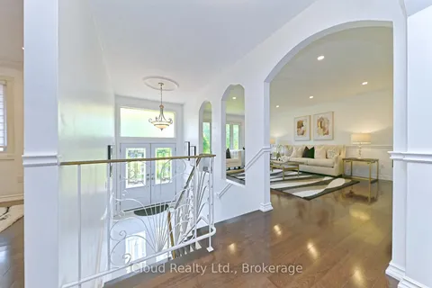 2101 Parkway Drive, ON L7P 1S5