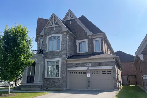 5192 Symphony Court, ON L5M 2M9