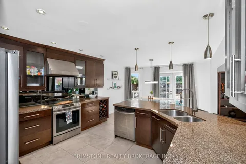 7 Banington Crescent, ON L7A 1G4