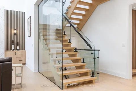 428 Third Line, ON L6L 4A5