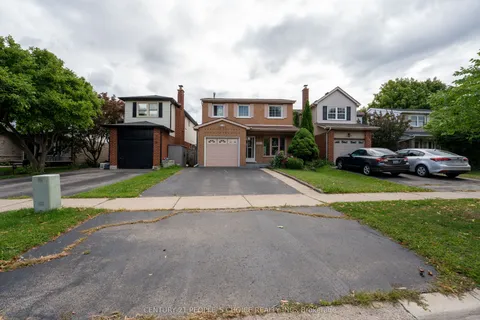 2247 Silverbirch Court, ON L7M 3H4