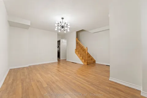 43 Sprucewood Road, ON L6Z 0B4