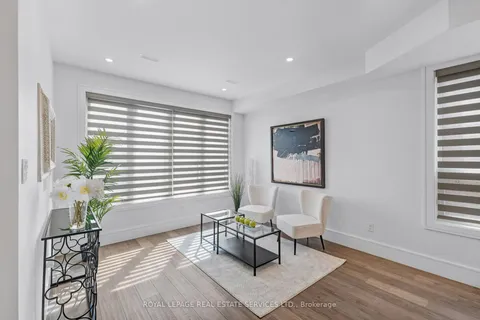 8 Branch Avenue, ON M8W 1M7