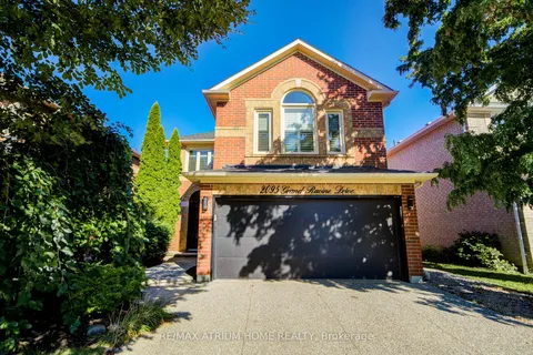 2095 Grand Ravine Drive, ON L6H 6B5