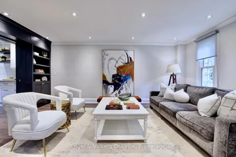 262 Vinova Court, ON L6L 5X1