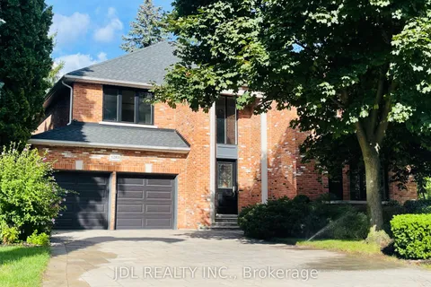 1283 Lindburgh Court, ON L5H 4J2