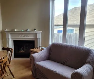 23 Hackett Avenue, ON M3J 0C7