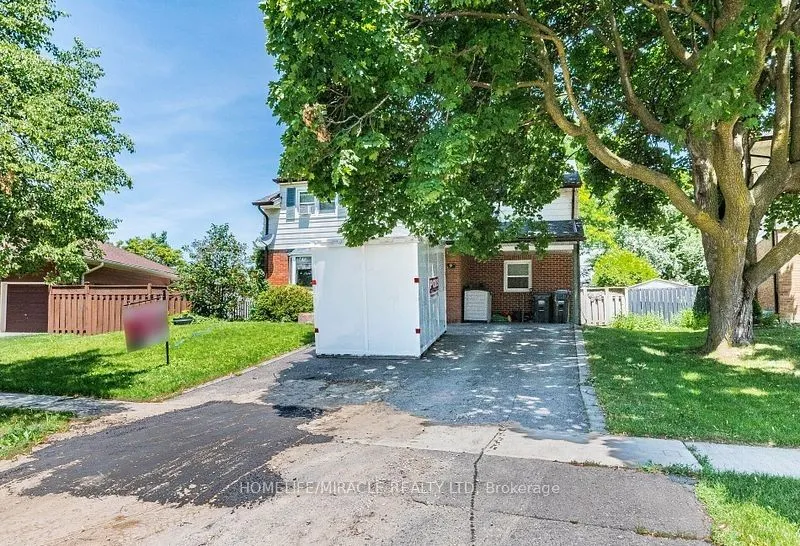 9 Crestview Avenue, ON L6R 2R7