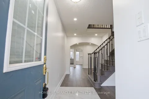 118 Owlridge Drive, ON L6X 0M7