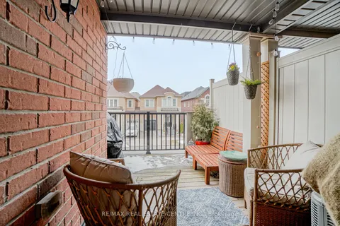 224 Sarah Cline Drive, ON L6M 0V3