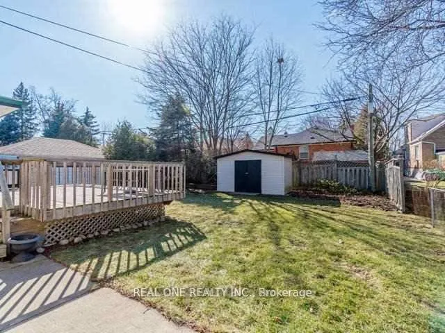 34 Vassar Drive, ON M9B 5G1