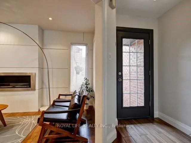 1070 Lindsay Drive, ON L6M 3B5