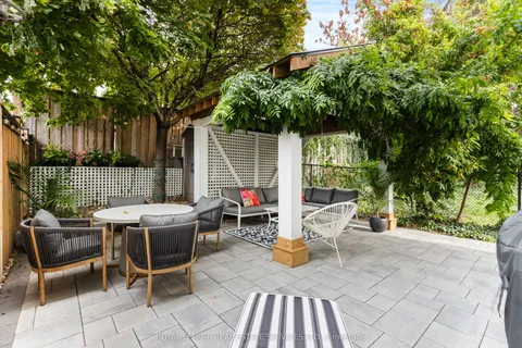 2303 Marine Drive, ON L6L 1C2