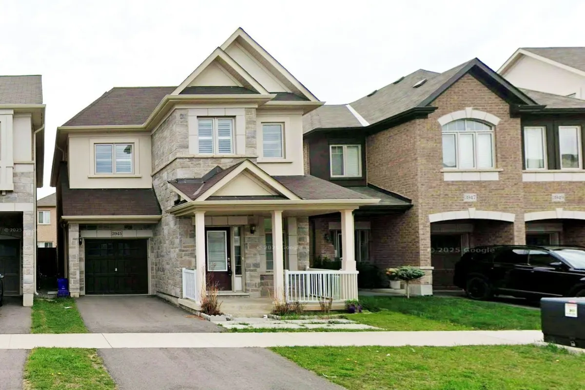 3945 Thomas Alton Boulevard, ON L7M 2A4