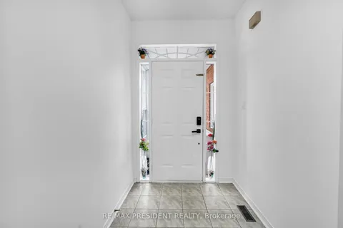 11 Oxtail Lane, ON L6X 5E2