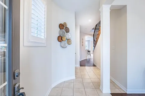 115 BEAVERIDGE Avenue, ON L6H 0M6